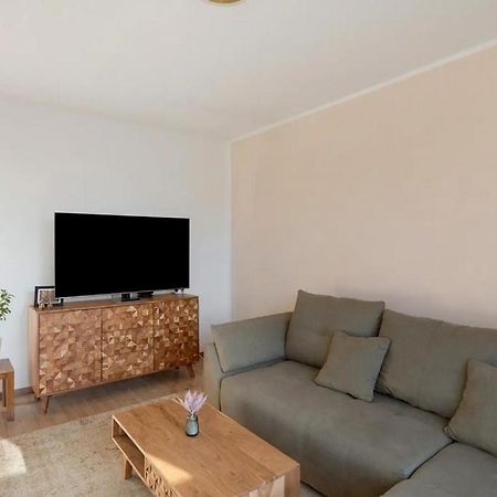 Charmentes Privatzimmer Mit Kueche, Naturgebiet Дюселдорф Екстериор снимка